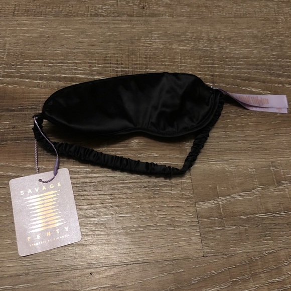 Savage X Fenty Accessories - 🖤FENTY blindfold🖤